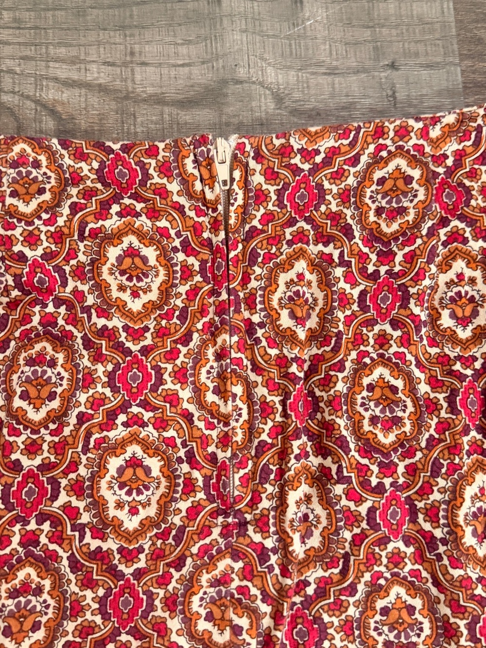 Vintage Red Patterned Mini Skirt with Red and Cream Accents - Picture 6 of 7